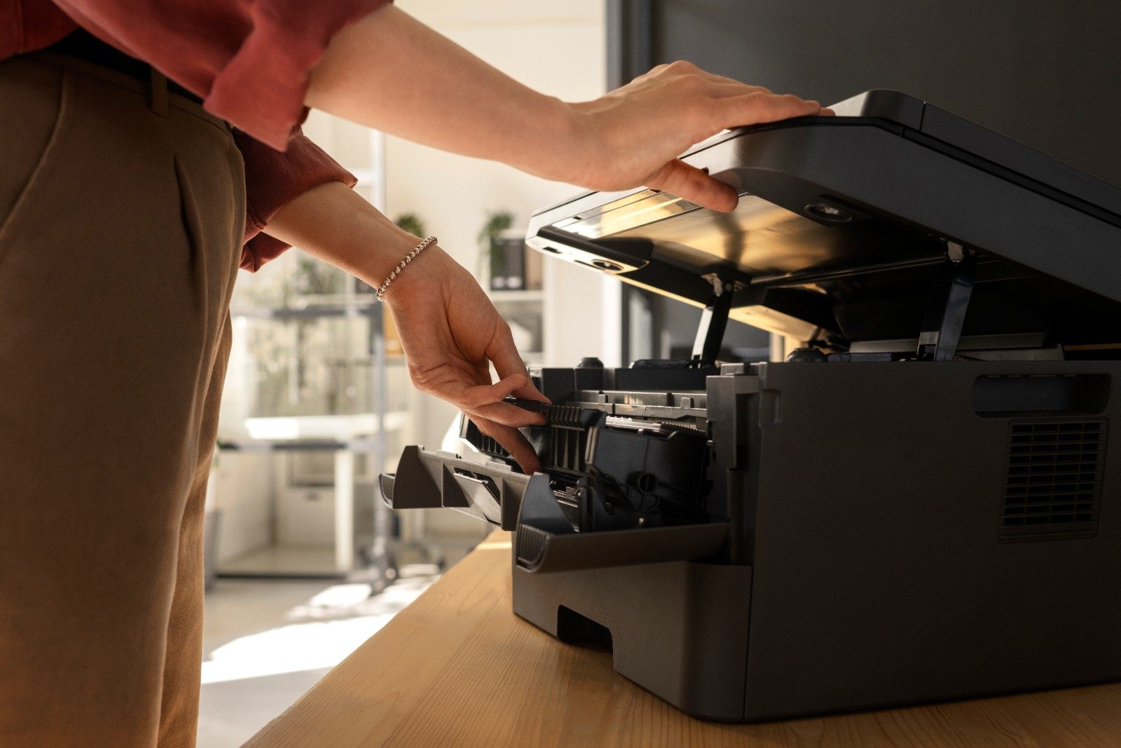 Impressora Epson EcoTank parou com aviso de almofada: o que significa