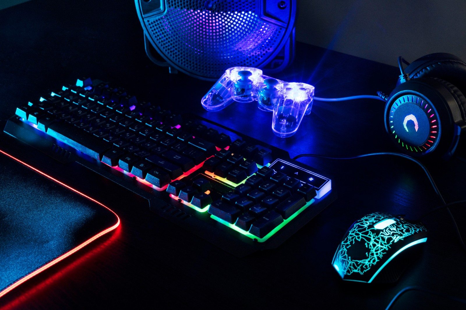 Acessórios gamer: o que cada peça muda no seu jogo (e por onde começar)